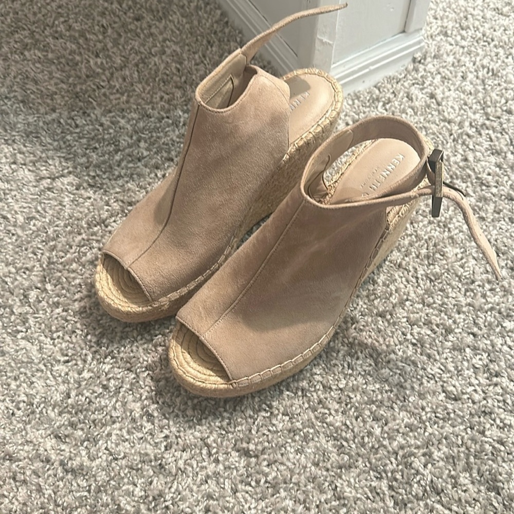 Kenneth Cole Olivia Wedge